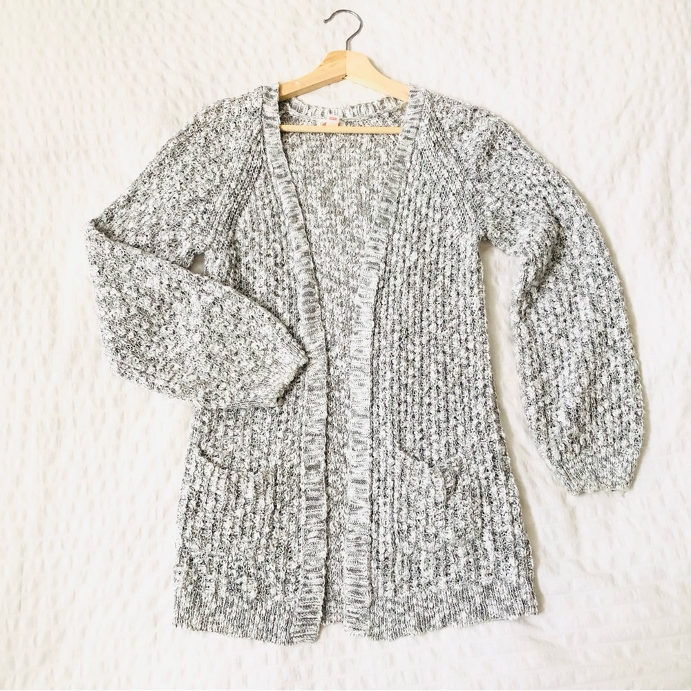 Cat & Jack Girl’s Grey Long Cardigan Bubble Sleeves 10/12